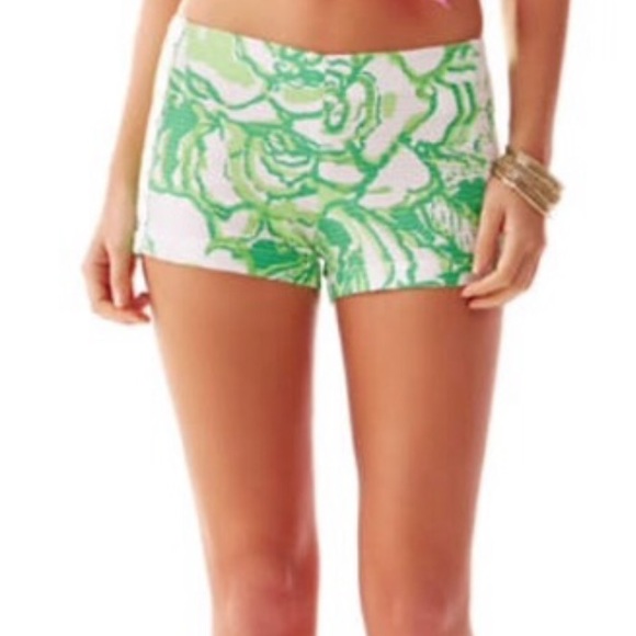 Lilly Pulitzer Liza shorts Heart Breakers 00 - Picture 4 of 4